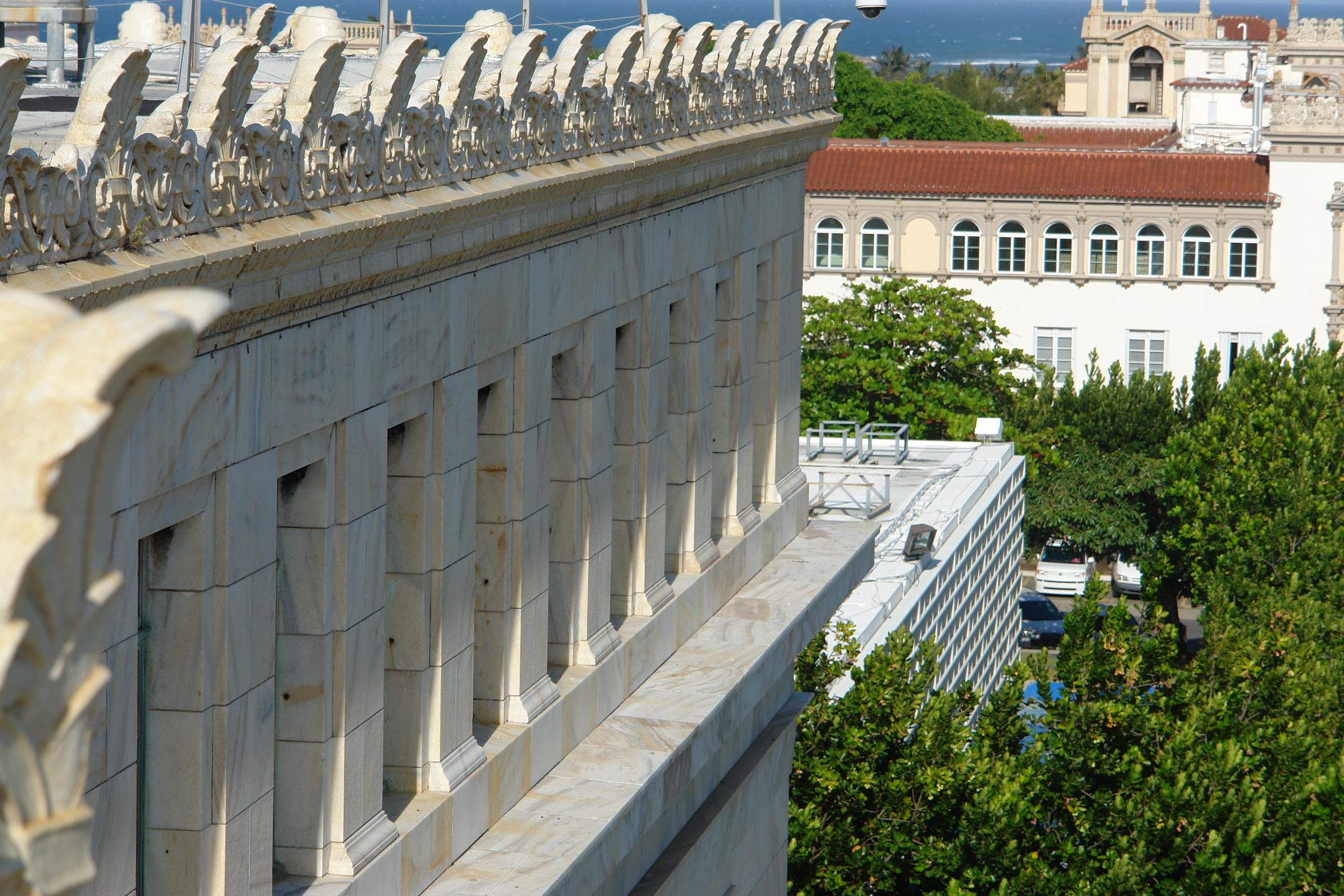 Capitolio de Puerto Rico - San Juan (Puerta de Tierra) - 2011 00123